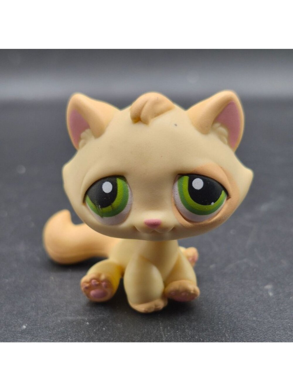 Littlest Pet Shop #401 Tan Cat Figure 2006 By Hasbro Green Eyes Target Exclusive